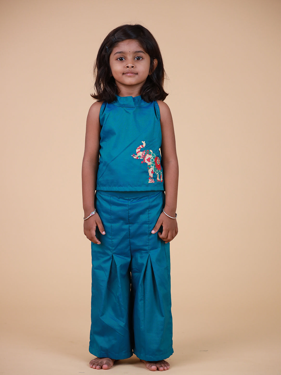 Trendy Halter Neck Full Pant Set – Perfect for Parties